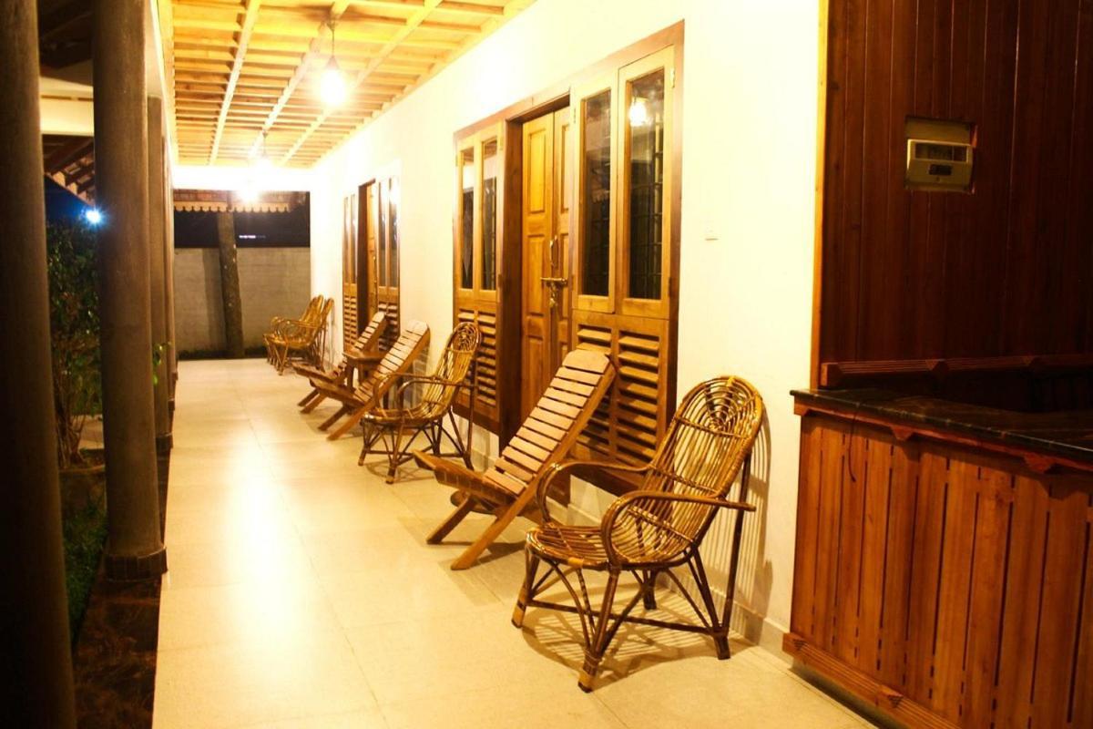 Green Court Cottages Thekkady Exterior foto